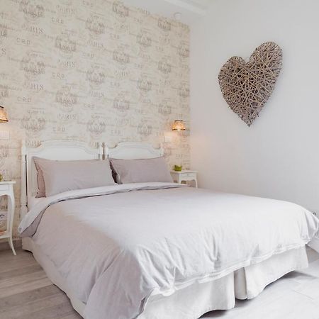 Charming Apartment On The Darsena Navigli - Pulizia Eccezionale Милан Экстерьер фото