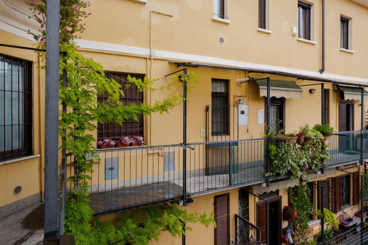 Charming Apartment On The Darsena Navigli - Pulizia Eccezionale Милан Экстерьер фото